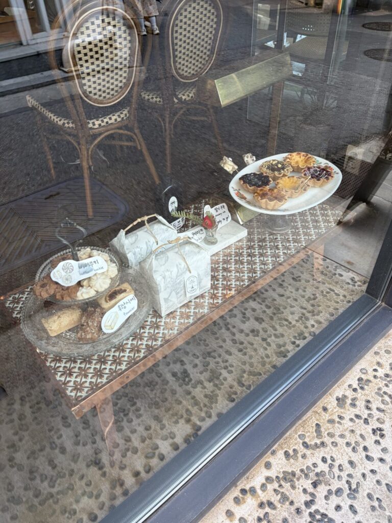 Nakrang Parlor Review Near Hongdae Station Old Korean coffeehouse-inspired café interior