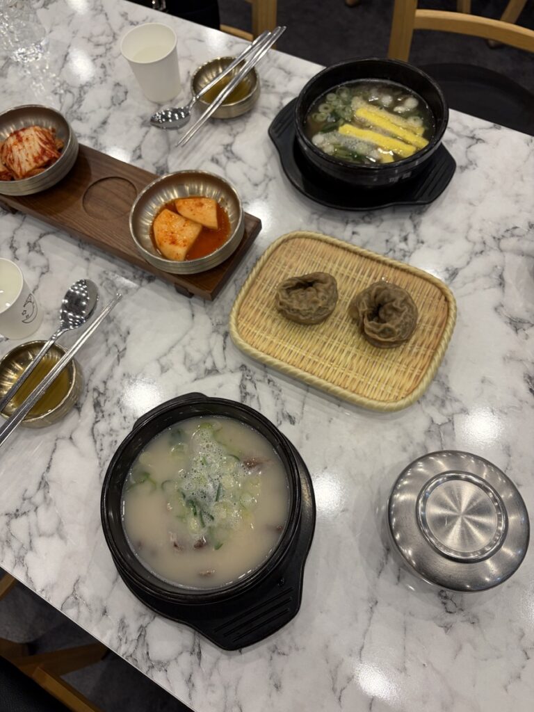 Beyond Gwangjang Market: Hidden Streets and Local Food in Seoul jongno5ga seolleongtang