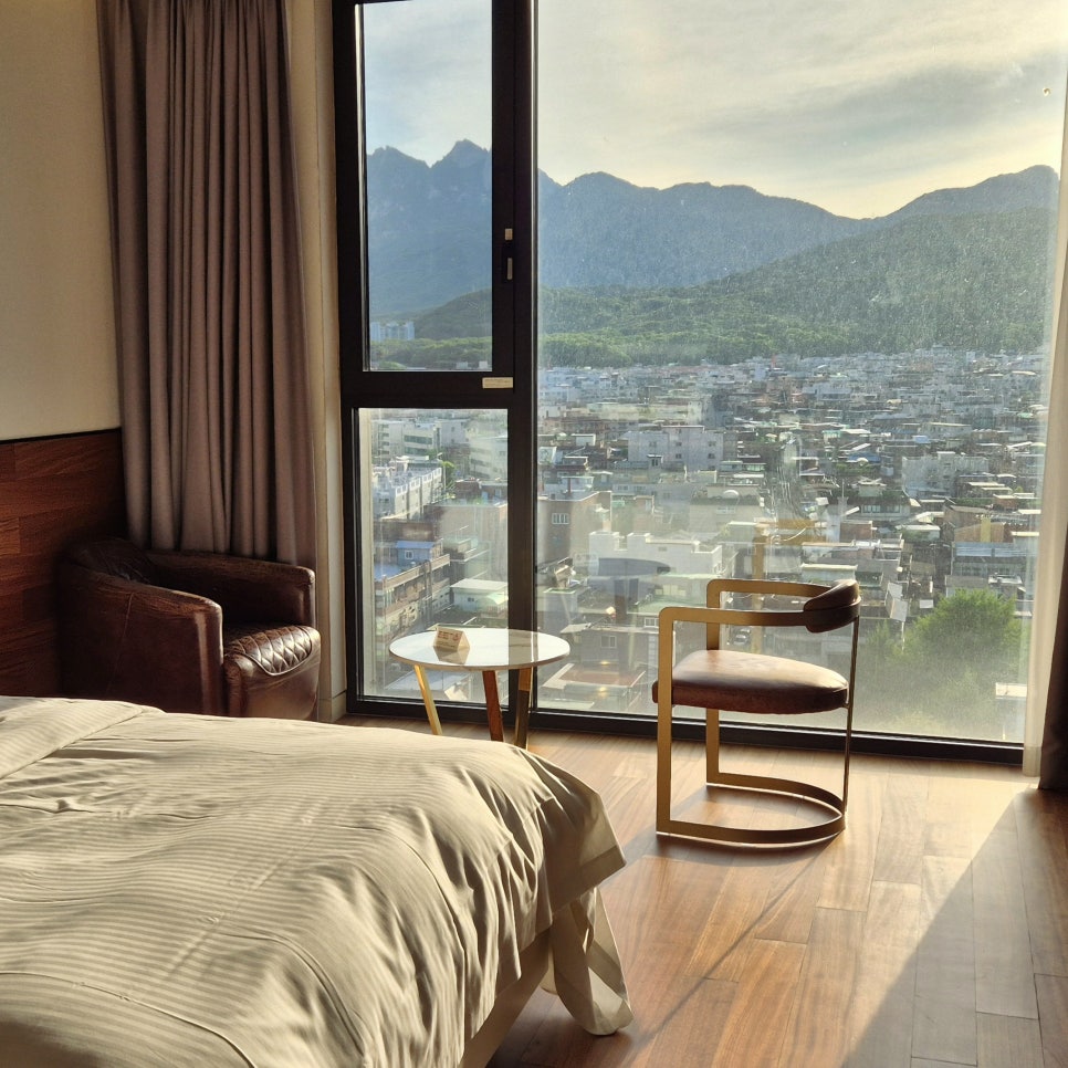 Affordable Hotel Near Banghak Station: Hotel Bay 204 Review Hotel Bay 204