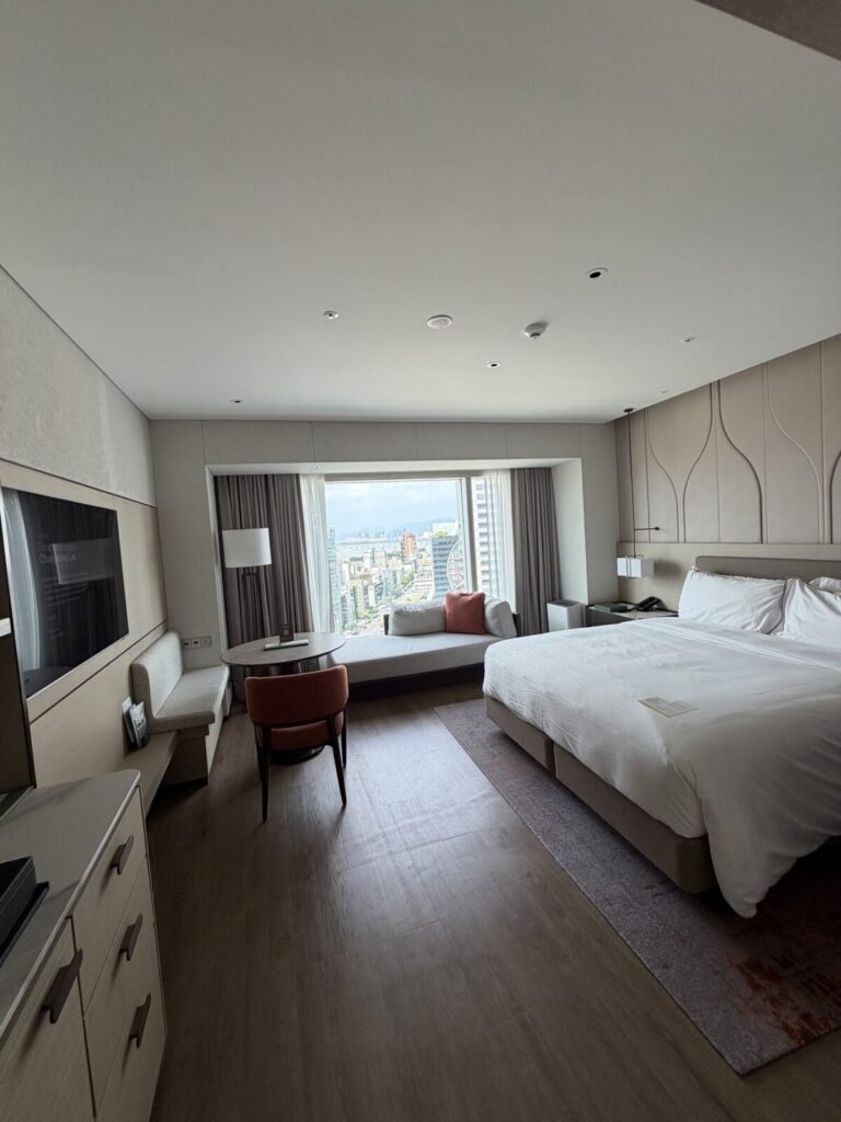Westin Seoul Parnas guest room