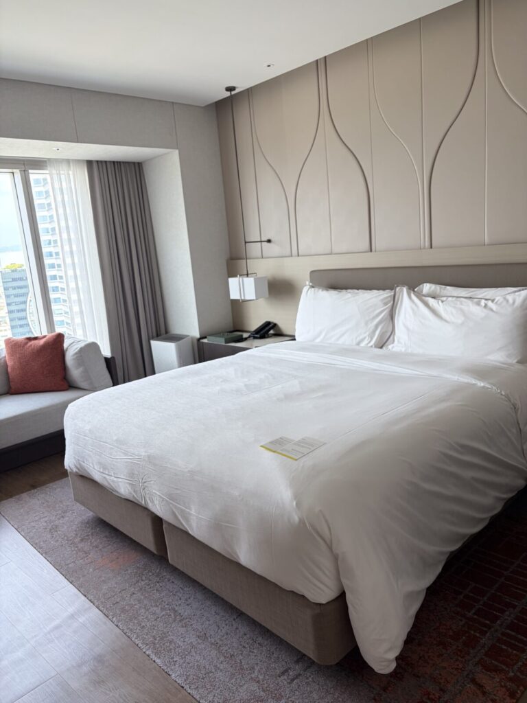 Westin Seoul Parnas guest room