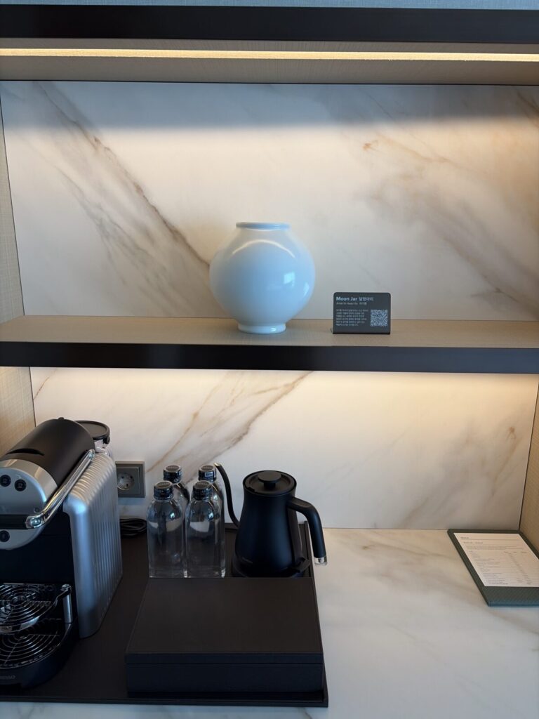 Westin Seoul Parnas guest room