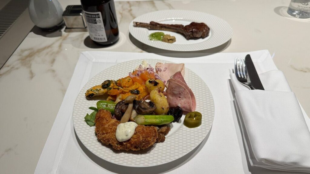 Westin Club Lounge happy hour